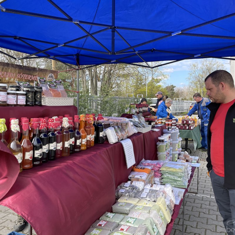 Tama termelői piac 25